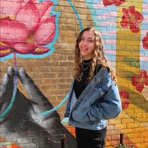 Meet your Posher, Sara